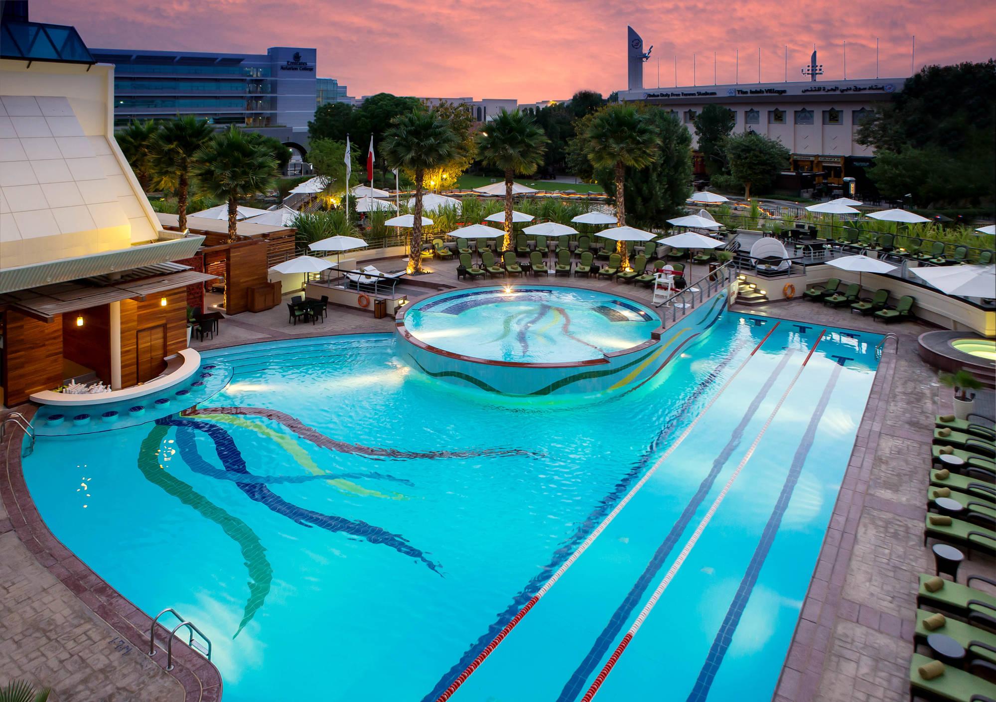 Jumeirah Creekside Dubai Hotel Exterior photo